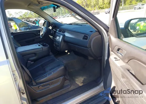 2010 Chevrolet Suburban 1500 Ls from USA, damaged, VIN 1GNUKHE33AR146166